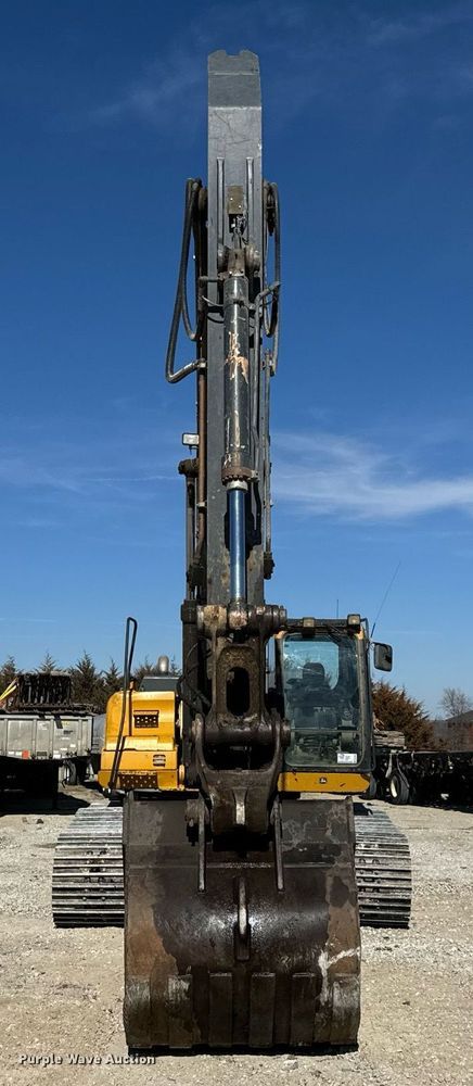 image for item DL4410 2014 John Deere 350G excavator