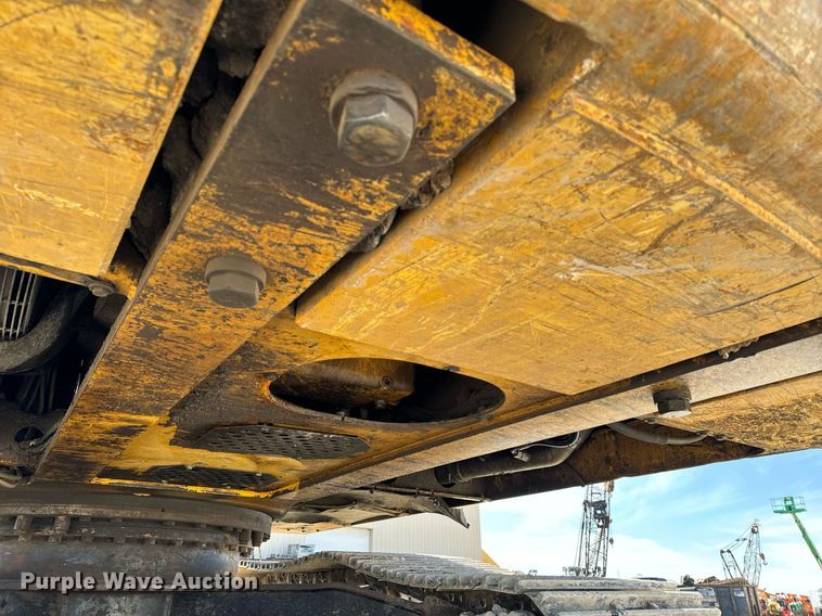 image for item DL4410 2014 John Deere 350G excavator