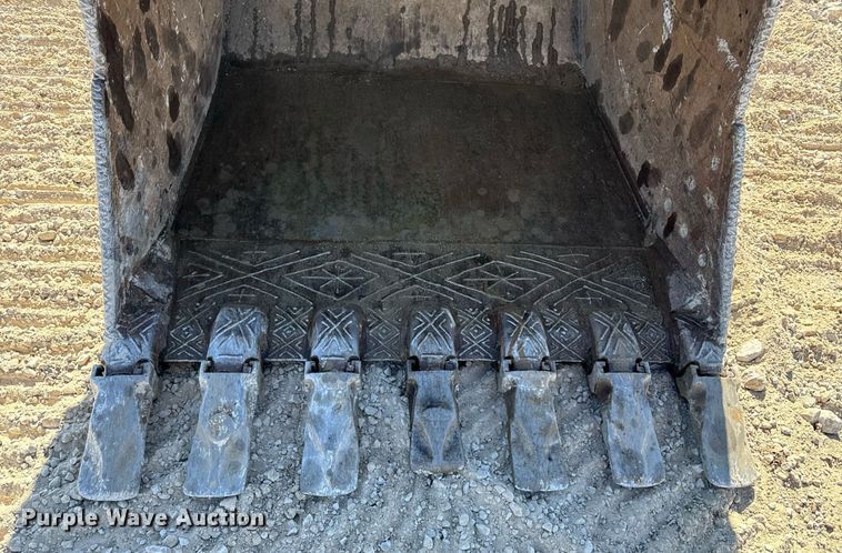 image for item DL4410 2014 John Deere 350G excavator