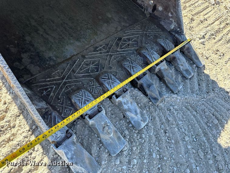 image for item DL4410 2014 John Deere 350G excavator