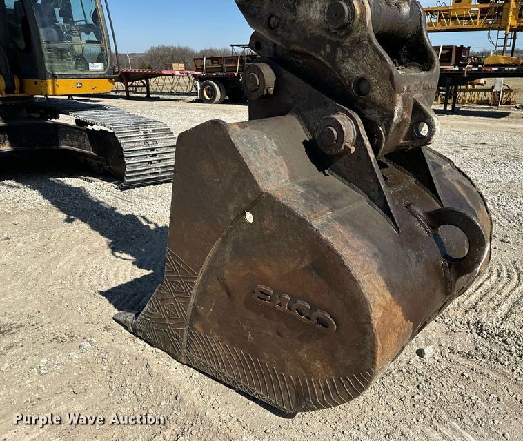 image for item DL4410 2014 John Deere 350G excavator