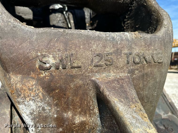 image for item DL4410 2014 John Deere 350G excavator