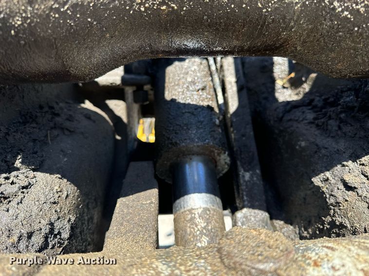 image for item DL4410 2014 John Deere 350G excavator