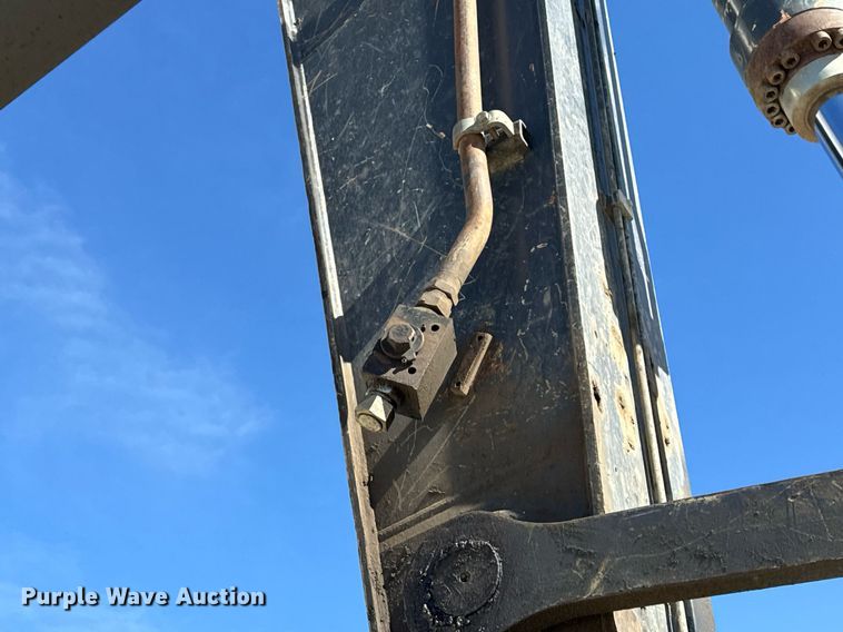 image for item DL4410 2014 John Deere 350G excavator