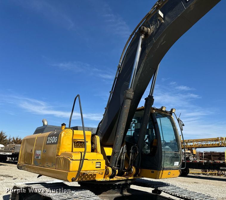 image for item DL4410 2014 John Deere 350G excavator