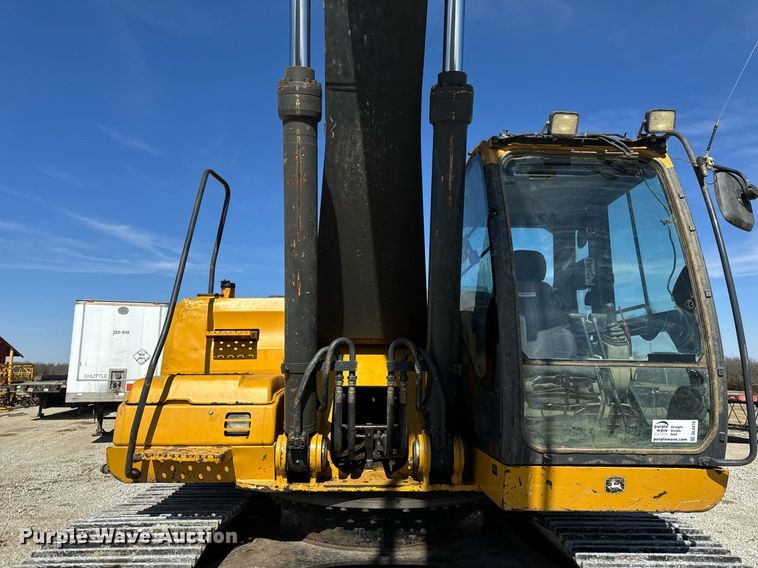 image for item DL4410 2014 John Deere 350G excavator