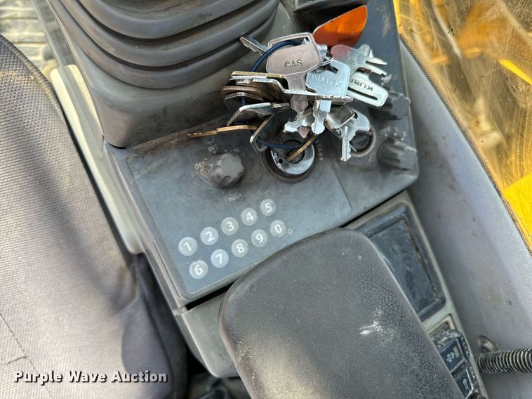 image for item DL4410 2014 John Deere 350G excavator