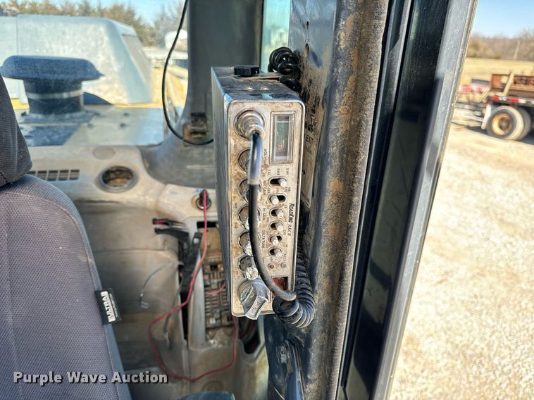 image for item DL4410 2014 John Deere 350G excavator