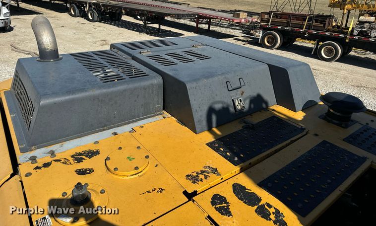 image for item DL4410 2014 John Deere 350G excavator