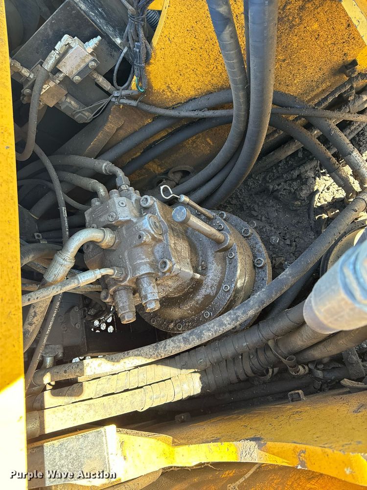 image for item DL4410 2014 John Deere 350G excavator