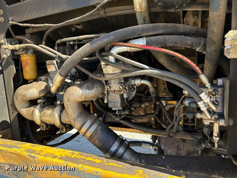 image for item DL4410 2014 John Deere 350G excavator