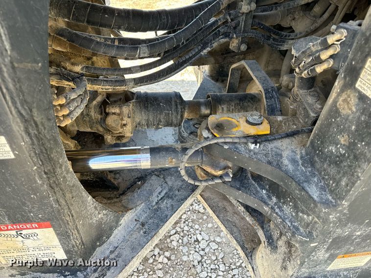 image for item DL4411 2015 Komatsu  WA470-7 wheel loader