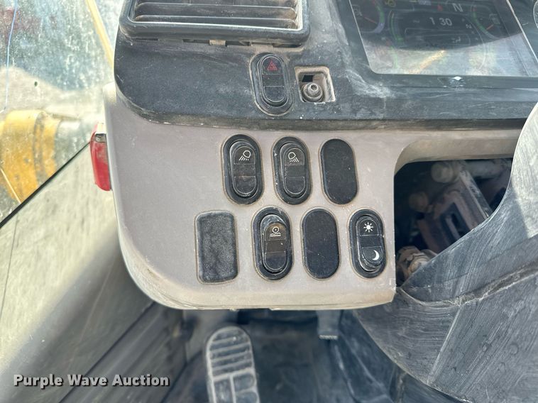 image for item DL4411 2015 Komatsu  WA470-7 wheel loader