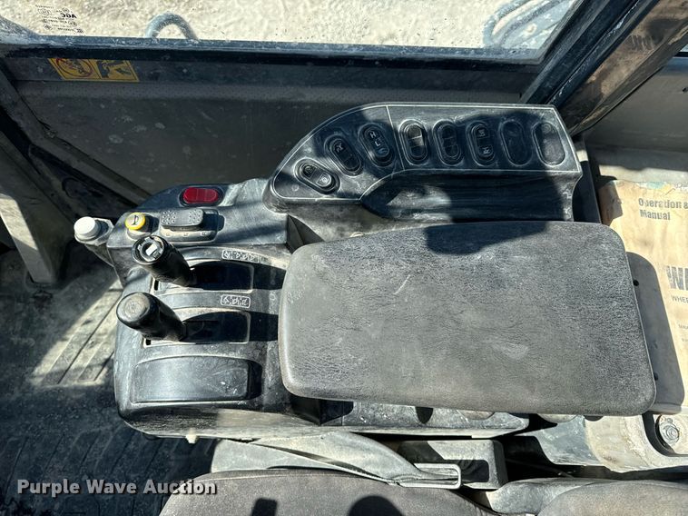 image for item DL4411 2015 Komatsu  WA470-7 wheel loader