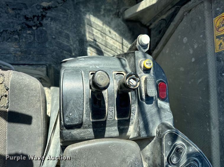 image for item DL4411 2015 Komatsu  WA470-7 wheel loader