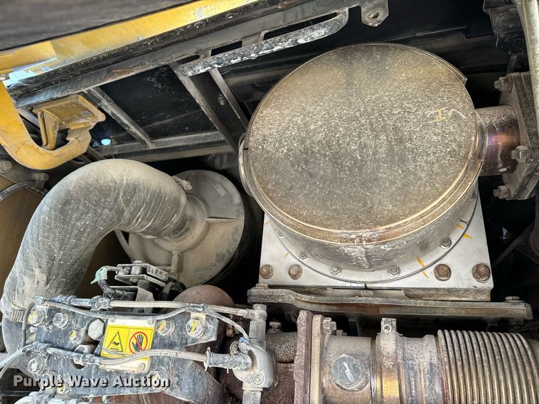 image for item DL4411 2015 Komatsu  WA470-7 wheel loader