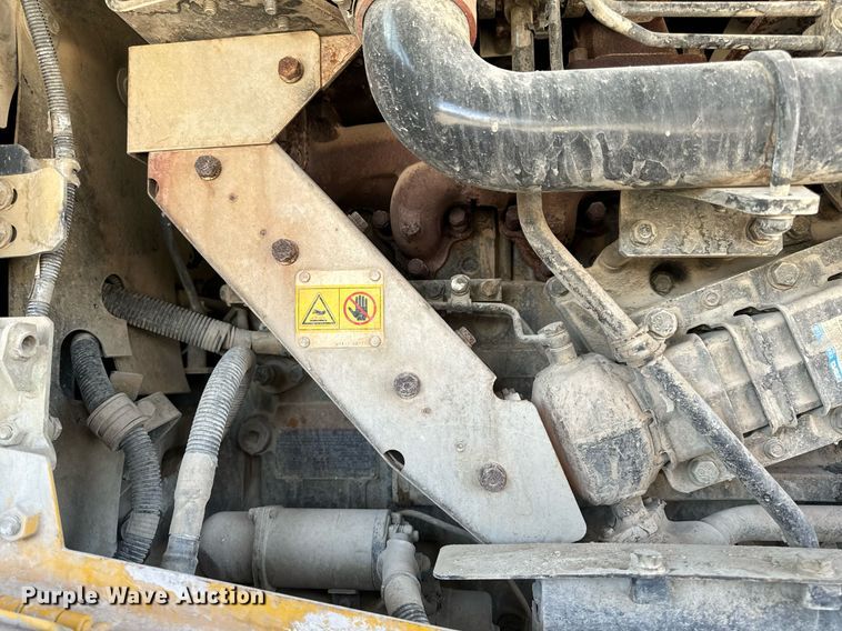 image for item DL4411 2015 Komatsu  WA470-7 wheel loader