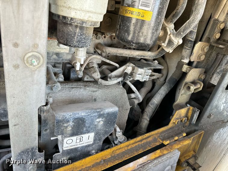 image for item DL4411 2015 Komatsu  WA470-7 wheel loader