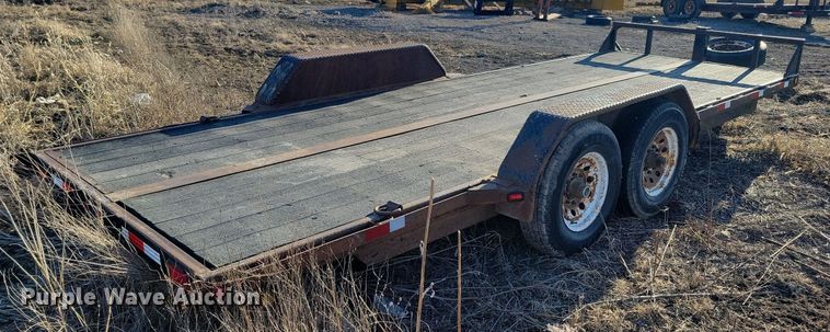 image for item DL7892 2004 Titan utility trailer