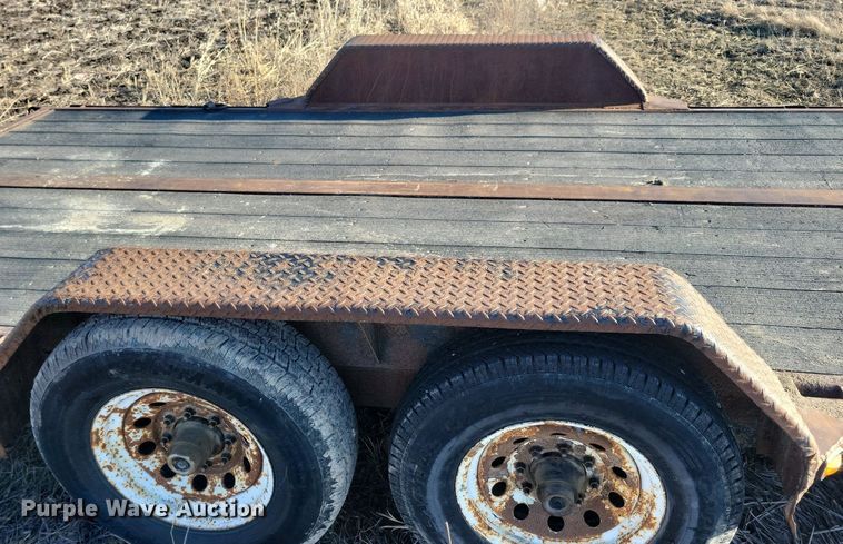 image for item DL7892 2004 Titan utility trailer