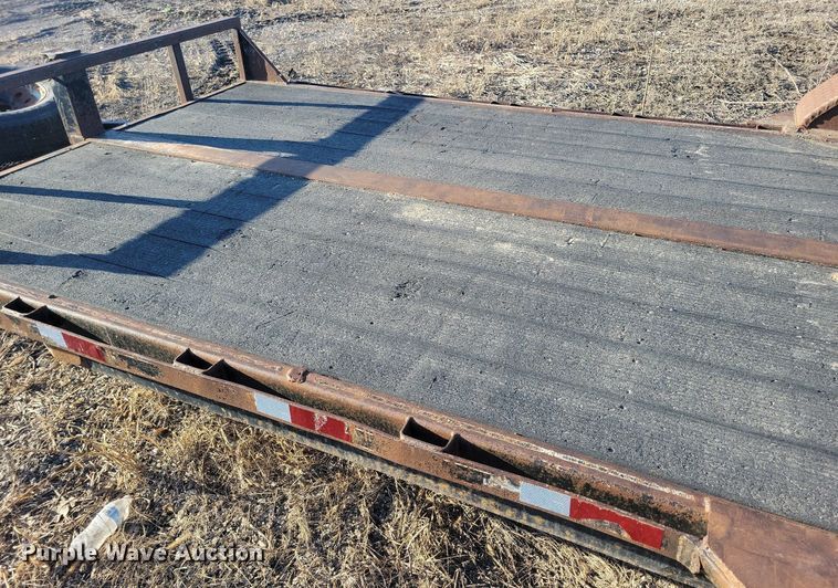 image for item DL7892 2004 Titan utility trailer
