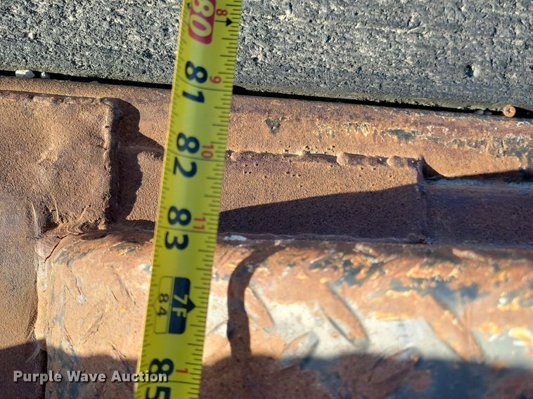 image for item DL7892 2004 Titan utility trailer