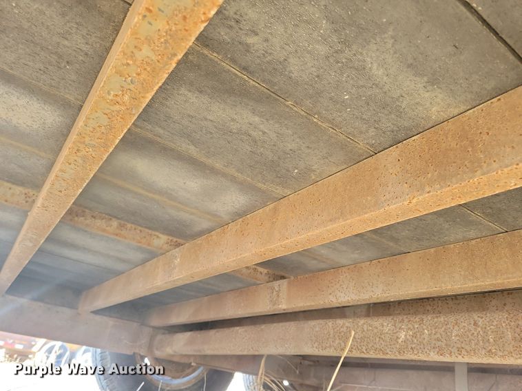 image for item DL7892 2004 Titan utility trailer