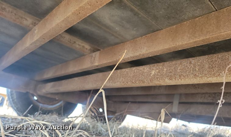 image for item DL7892 2004 Titan utility trailer