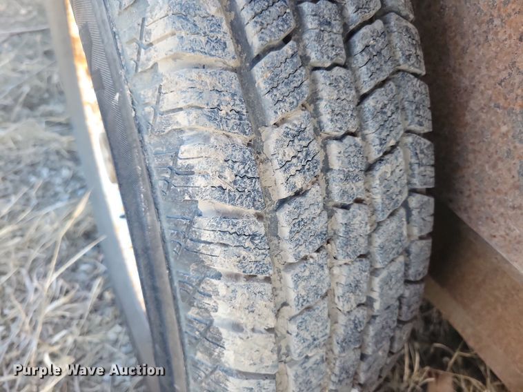 image for item DL7892 2004 Titan utility trailer