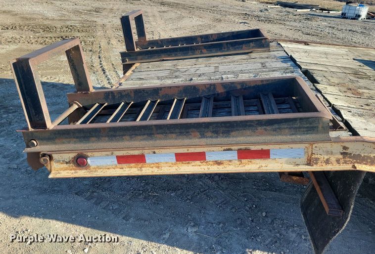 image for item DL7896 1984 Redi Haul equipment trailer