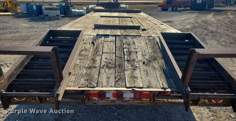 image for item DL7896 1984 Redi Haul equipment trailer