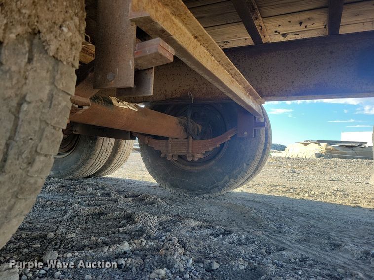 image for item DL7896 1984 Redi Haul equipment trailer