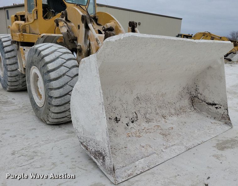 image for item DL7969 1978 Caterpillar  966C wheel loader