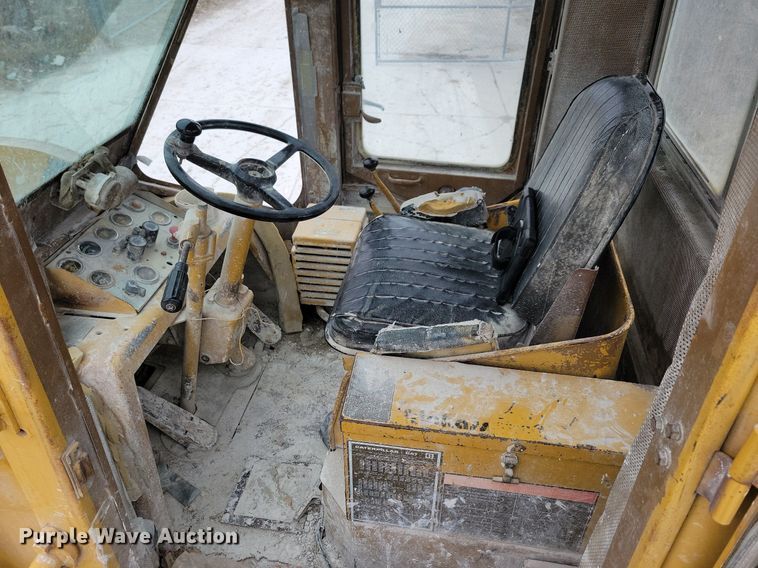 image for item DL7969 1978 Caterpillar  966C wheel loader