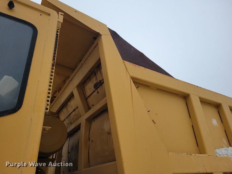 image for item DL7970 Morooka K40 MST3300 track carrier