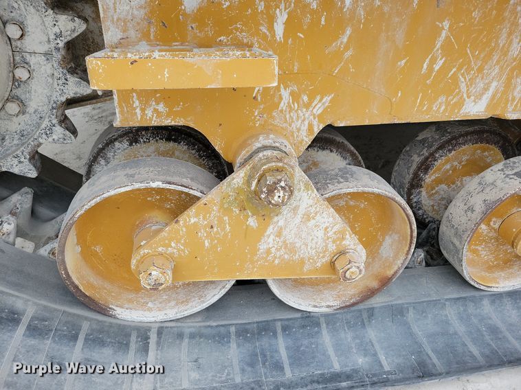 image for item DL7970 Morooka K40 MST3300 track carrier