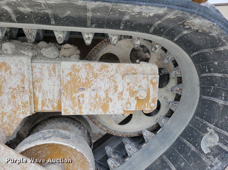 image for item DL7970 Morooka K40 MST3300 track carrier