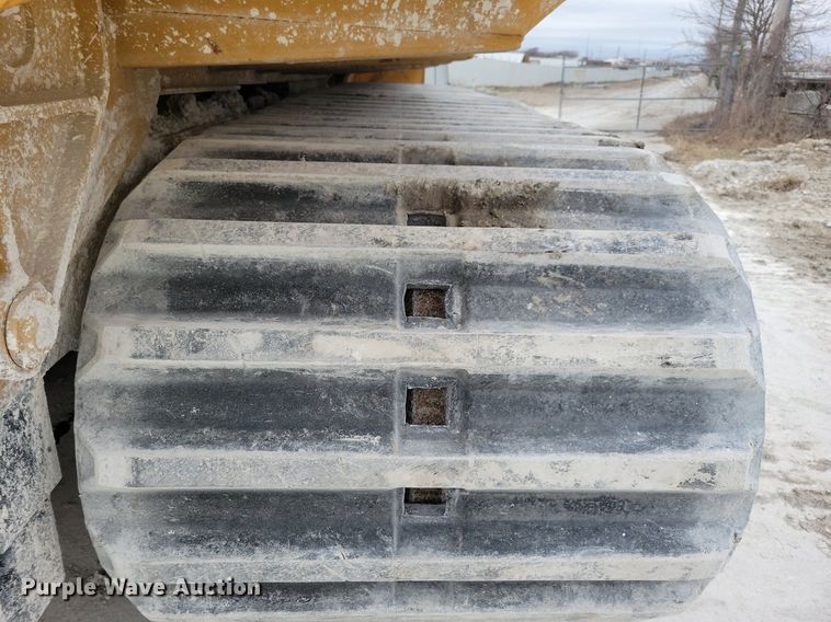 image for item DL7970 Morooka K40 MST3300 track carrier