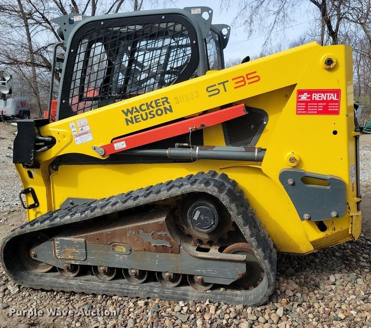 image for item DL7986 2015 Wacker Neuson ST35 tracked skid steer loader