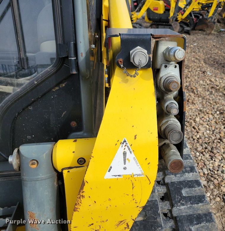 image for item DL7986 2015 Wacker Neuson ST35 tracked skid steer loader