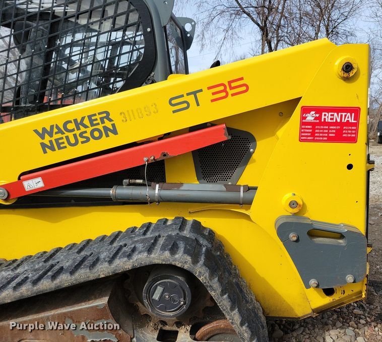 image for item DL7986 2015 Wacker Neuson ST35 tracked skid steer loader