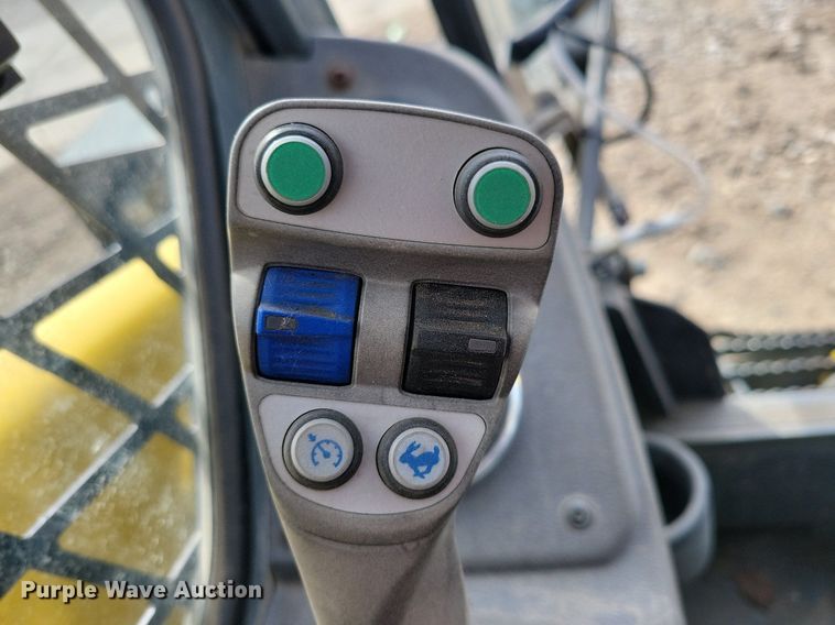 image for item DL7986 2015 Wacker Neuson ST35 tracked skid steer loader