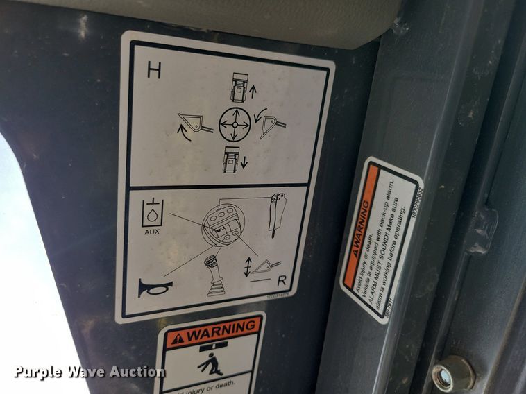 image for item DL7986 2015 Wacker Neuson ST35 tracked skid steer loader