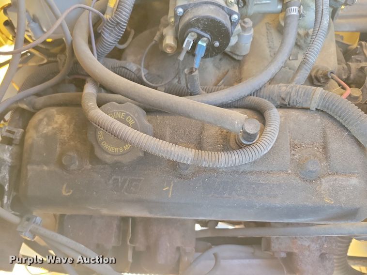 image for item DL7987 1998 Vermeer BC1230 wood chipper