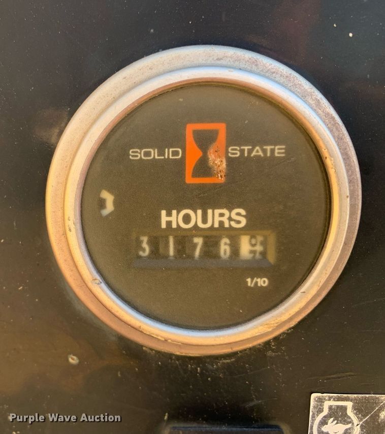 image for item DM7757 2005 Vermeer BC1400XL wood chipper