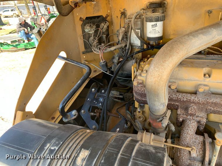 image for item DM7757 2005 Vermeer BC1400XL wood chipper