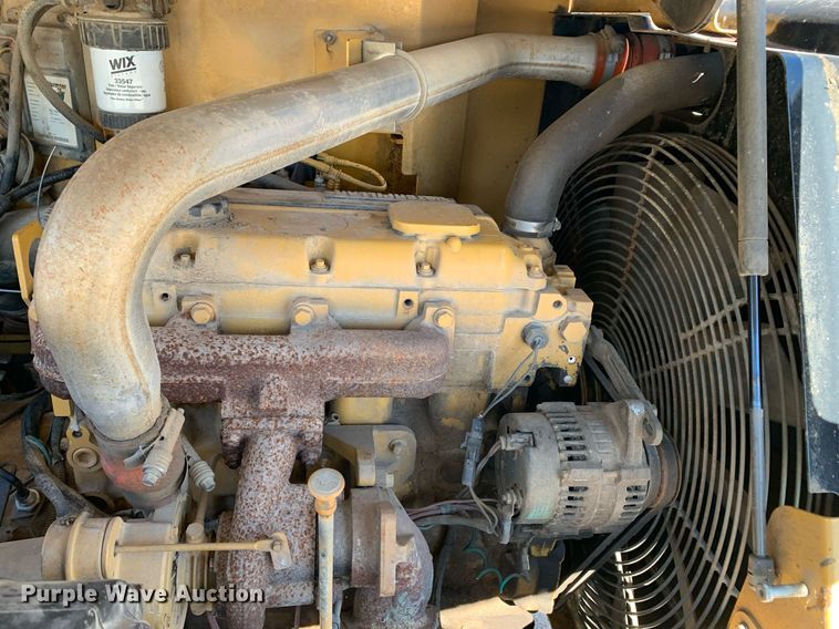 image for item DM7757 2005 Vermeer BC1400XL wood chipper