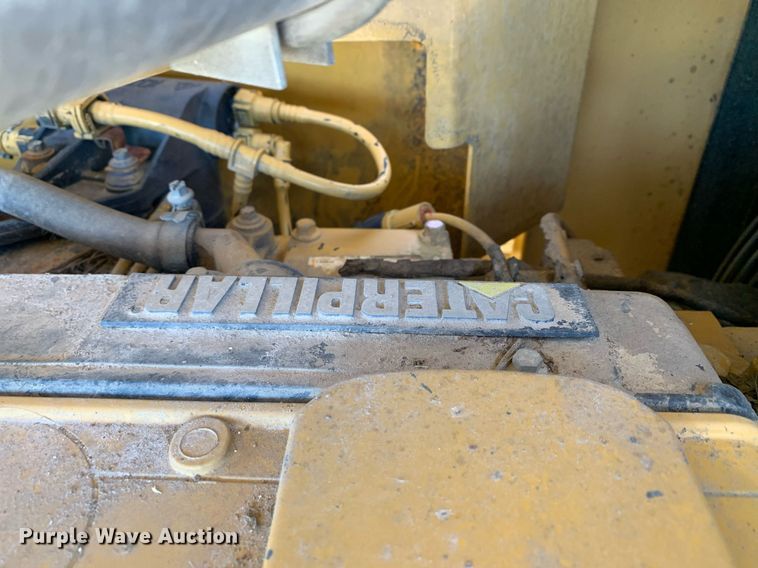 image for item DM7757 2005 Vermeer BC1400XL wood chipper