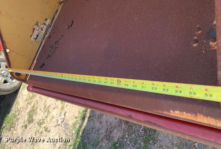 image for item DM7757 2005 Vermeer BC1400XL wood chipper