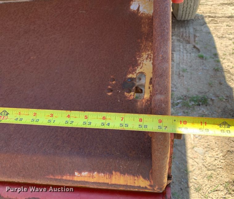 image for item DM7757 2005 Vermeer BC1400XL wood chipper